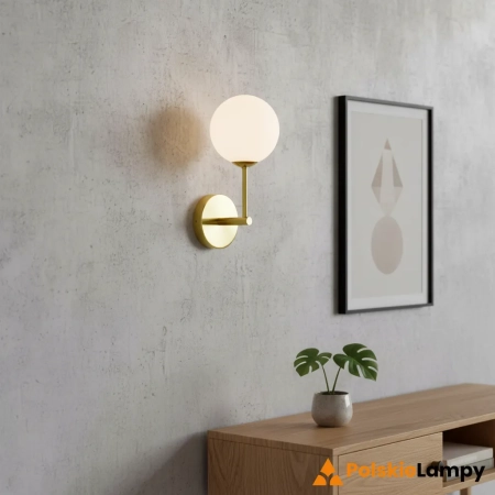 Kinkiet mosiężny z białą kulą 75960 z serii Otto - Endon Lighting