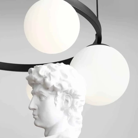 Designerska lampa wisząca kule