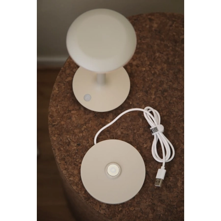 Przenośna lampa stołowa PETIT Rechargeable Greige B/O 108917 - Markslojd