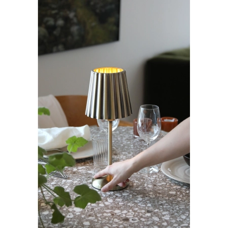 Lampa przenośna CELIA Antique Brass B/O 109127 - Markslojd