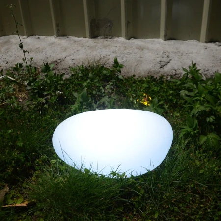Lampa ogrodowa kamień PEBBLE M LED RGBW 16 kolorów 32 cm ES-ST004 - Step Into Design