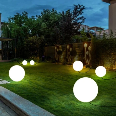 Lampa ogrodowa kula BALL S biała 35 cm ES-B035 - Step Into Design