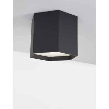 ADRIAN LE43600