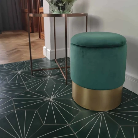 Pufa welurowa VELVET ciemna zieleń / rozm. L -  VWF17B00B-L-Z - Step Into Design