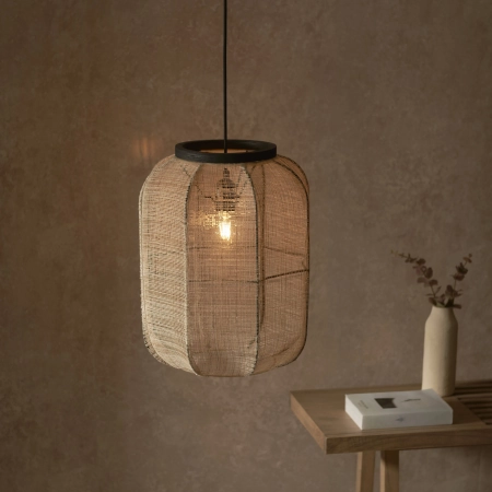 Lampa wisząca czarna z drewnem i ażurowym kloszem 101689 z serii Zaire - Endon Lighting