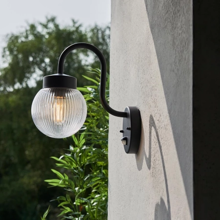 Kinkiet zewnętrzny czarny z czujnikiem ruchu 103829 z serii Eldon - Endon Lighting