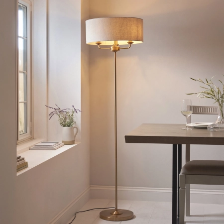 Lampa podłogowa mosiężna 3-punktowa z abażurem 110724 z serii Highclere - Endon Lighting