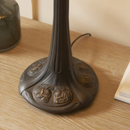 Lampa stołowa witrażowa Tiffany 11218510W z serii Interiors 1900