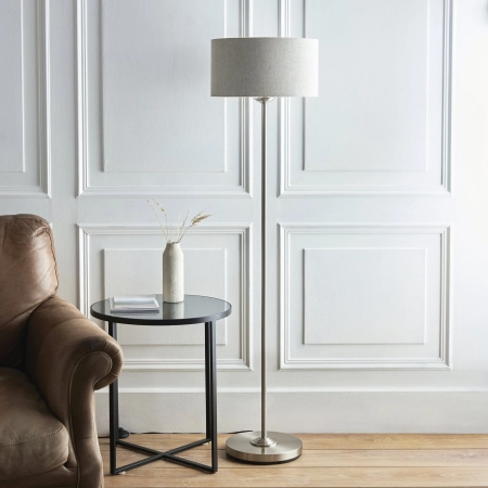 Lampa podłogowa chromowana z lnianym abażurem 150cm 112232 z serii Highclere - Endon Lighting
