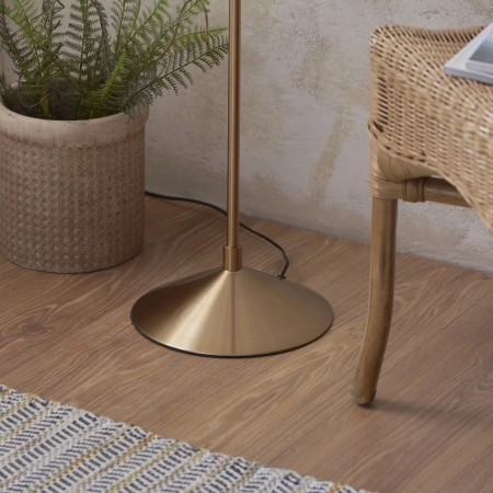 Lampa podłogowa mosiężna z kloszem z rafii 114224 z serii Wriggle - Endon Lighting