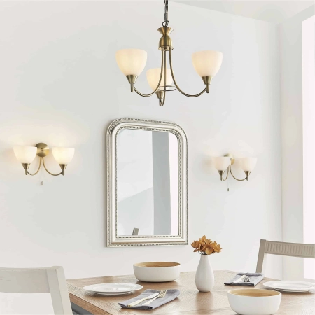 Kinkiet mosiężny z białym kloszem i włącznikiem sznurkowym 1805-1AN z serii Alton - Endon Lighting