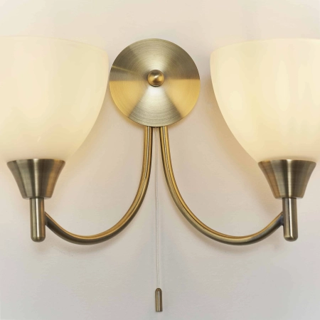 Kinkiet mosiężny dwupunktowy z kloszami ecru 1805-2AN z serii Alton - Endon Lighting