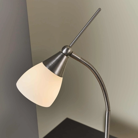 Lampa biurkowa metalowa srebrna z białym kloszem 652-TLSC z serii Range - Endon Lighting