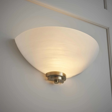 Kinkiet ścienny półokrągły biały mosiężny WELLES-1WBAB z serii Welles - Endon Lighting