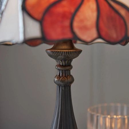 Lampa stołowa witrażowa Tiffany 6396340W z serii Interiors 1900