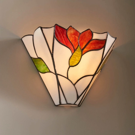 Kinkiet witrażowy w stylu Tiffany 6396440W z serii Interiors 1900