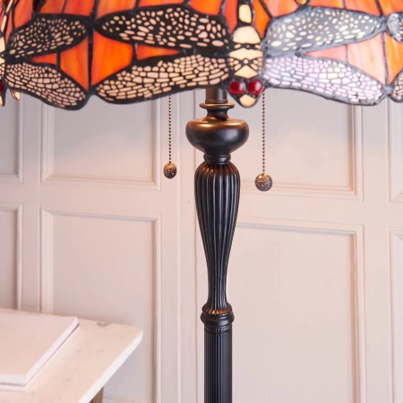 Lampa podłogowa witrażowa Tiffany 640702 z serii Interiors 1900