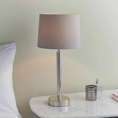 Lampa stołowa metalowa srebrna z beżowym abażurem 72175 z serii Syon - Endon Lighting