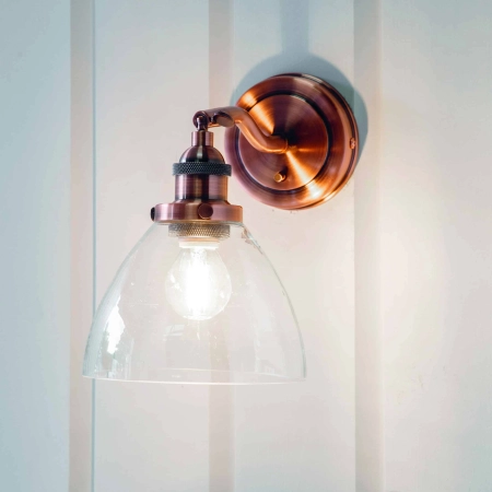 Kinkiet miedziany metalowy ze szklanym kloszem 76334 z serii Hansen - Endon Lighting