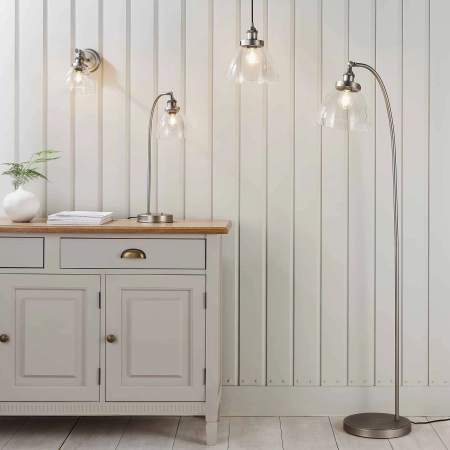Kinkiet metalowy srebrny ze szklanym kloszem 91739 z serii Hansen - Endon Lighting