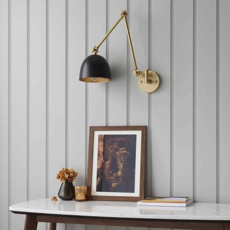 Kinkiet metalowy mosiężny z czarnym kloszem 93142 z serii Lehal - Endon Lighting