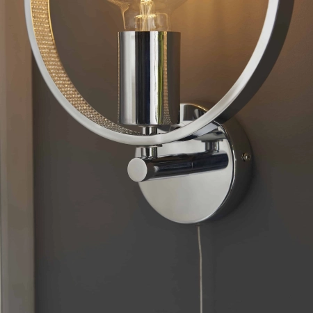 Kinkiet chromowany okrągły z włącznikiem sznurkowym 96002 z serii Merola - Endon Lighting