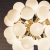 Lampa wisząca złota 28-punktowa z białymi kulami 76499 z serii OSCAR - Endon Lighting